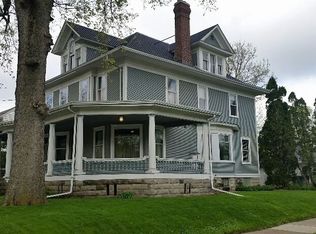 1200 W 3rd St, Waterloo, IA 50701