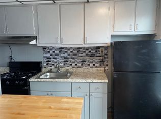 119-121 Tremont St #2F, Fall River, MA 02720