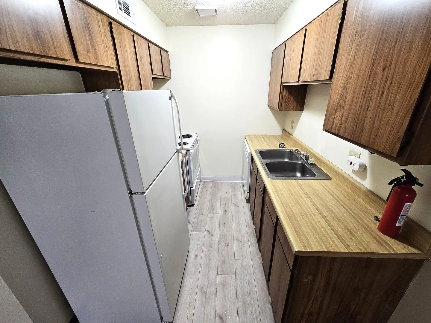 1016 G Street Apartments — Photo 2