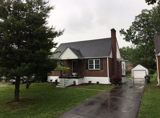 3816 Ormond Rd, Saint Matthews, KY 40207