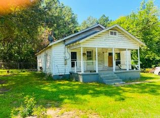 1041 Elm St, Camden, AR 71701