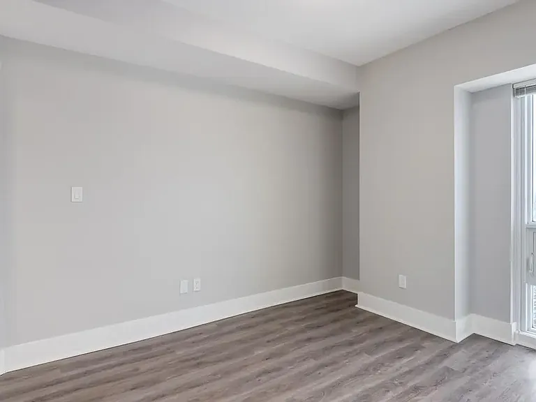 2160 Paliswood Rd SW — Photo 37