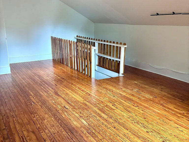 Bedroom 3 (loft)