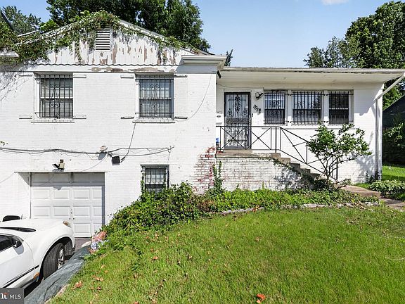 2nd image of 2511 Oxon Run Dr