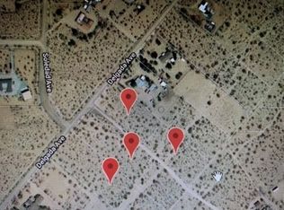 523 Delgada Rd, Landers, CA 92285