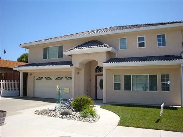 1st image of 311 Carnoble Dr