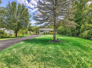 76 Van Vlack Rd, Hopewell Junction, NY 12533