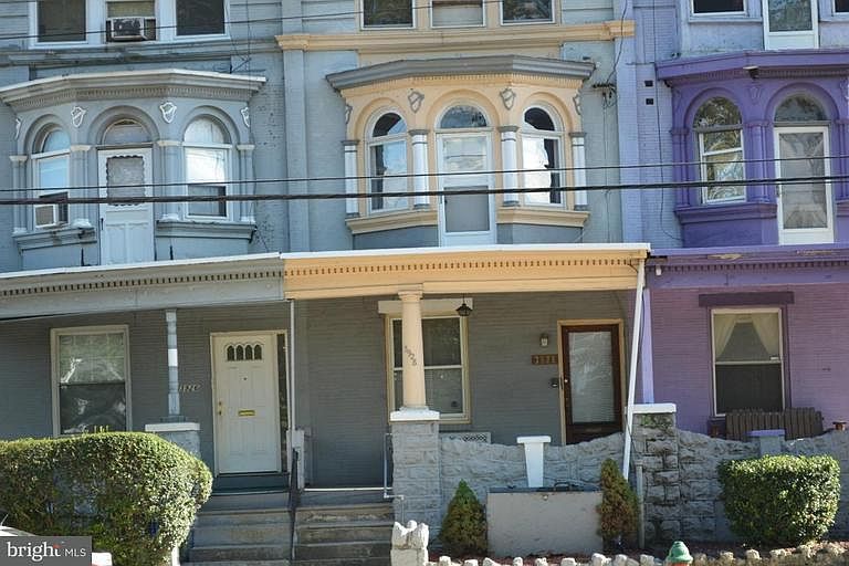 1st image of 3928 W Girard Ave