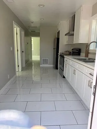 1094 Saddlewood Dr #2 — Photo 4