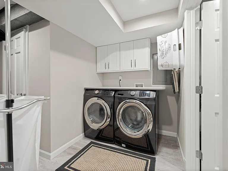 6709 Pemberton St — Photo 39