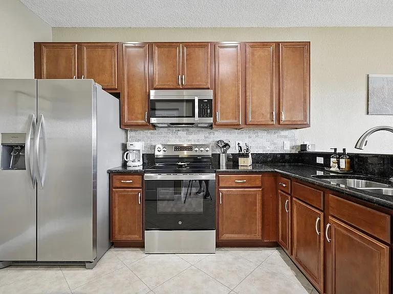 263 Provence Pl — Photo 7