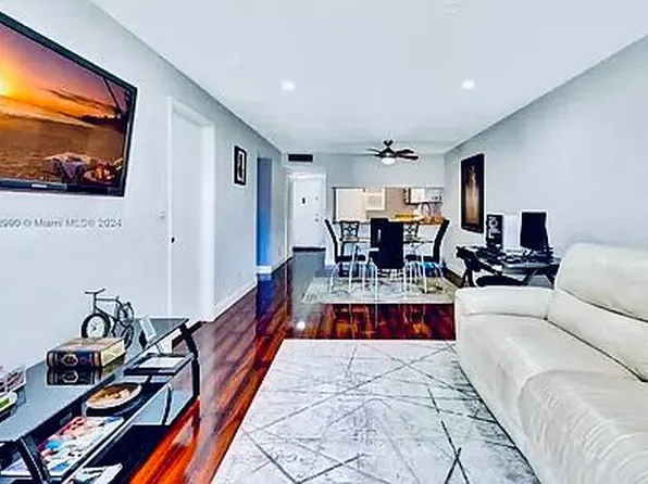 7610 Stirling Rd #207-C, Hollywood, FL 33024