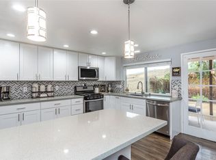 14495 Harvey Ln, Riverside, CA 92503