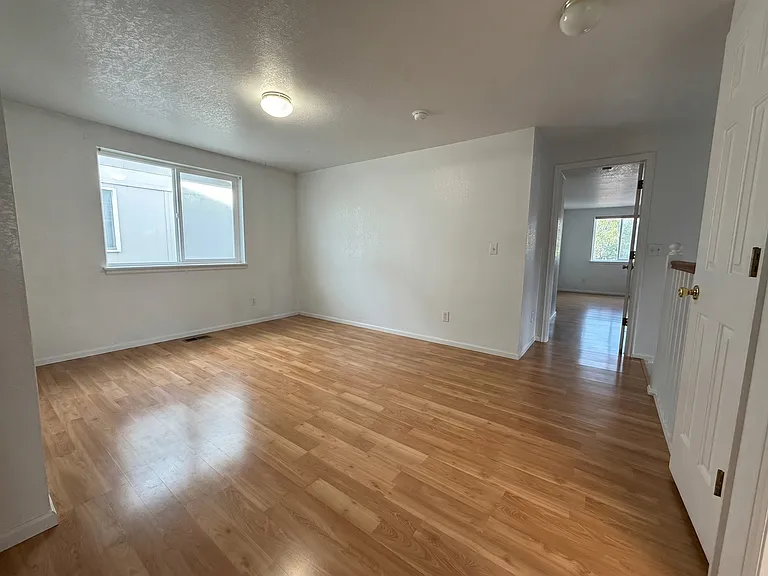 8043 Clay Dr — Photo 24