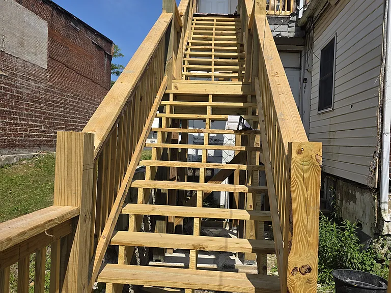 244 S Oak St #1 — Photo 34