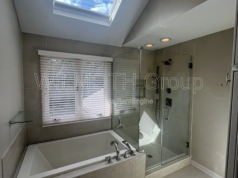 12748 Limberlost Dr — Photo 26