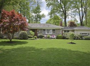 38 Old Glen Rd, Morristown, NJ 07960