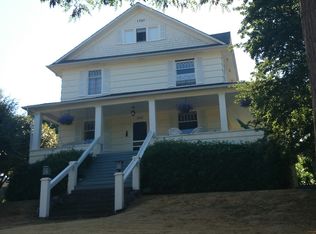 3029 49th Ave SW, Seattle, WA 98116