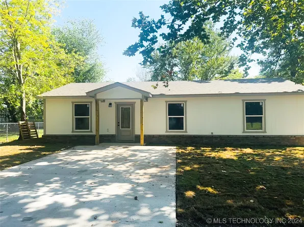 109 S Ada St, Muldrow, OK 74948