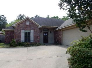 320 Azalea Ct, Brandon, MS 39047