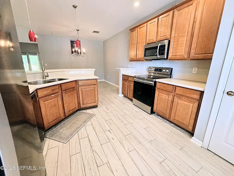 535 Wooded Crossing Cir — Photo 13