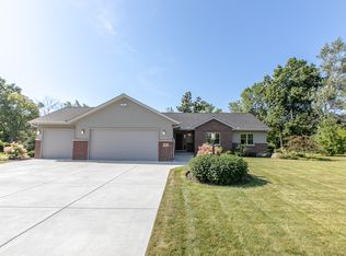 4063 91st St, Kenosha, WI 53142