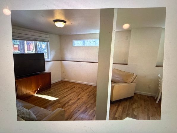 930 Smith Ln #930