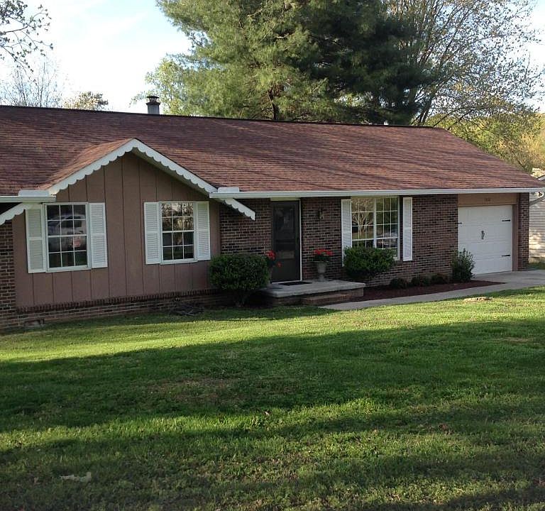 1st image of 5821 Wooded Acres Dr