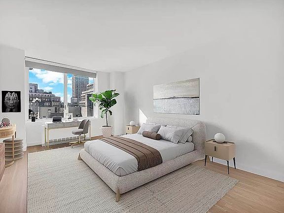 3rd image of 70 W 37th St APT 1816