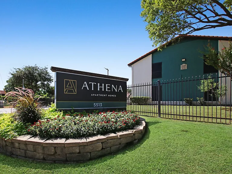 Athena Apartments — Photo 20