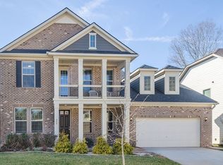 309 Hidden Cove Ln, Matthews, NC 28104