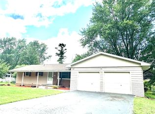104 Lalanne Rd, Rochester, NY 14623