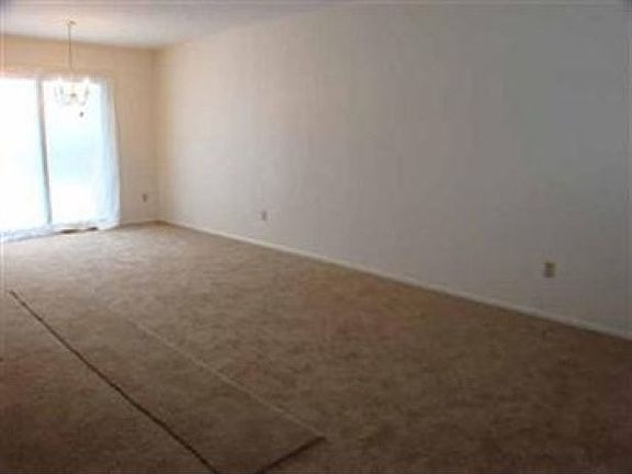 4th image of 6797 Brookhaven Dr #5