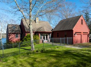 201 Farnham Point Rd, East Boothbay, ME 04544