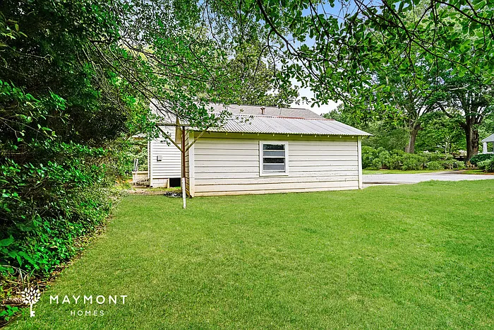2 bed, 1.0 bath, 840 sqft, $1,545 — Photo 3