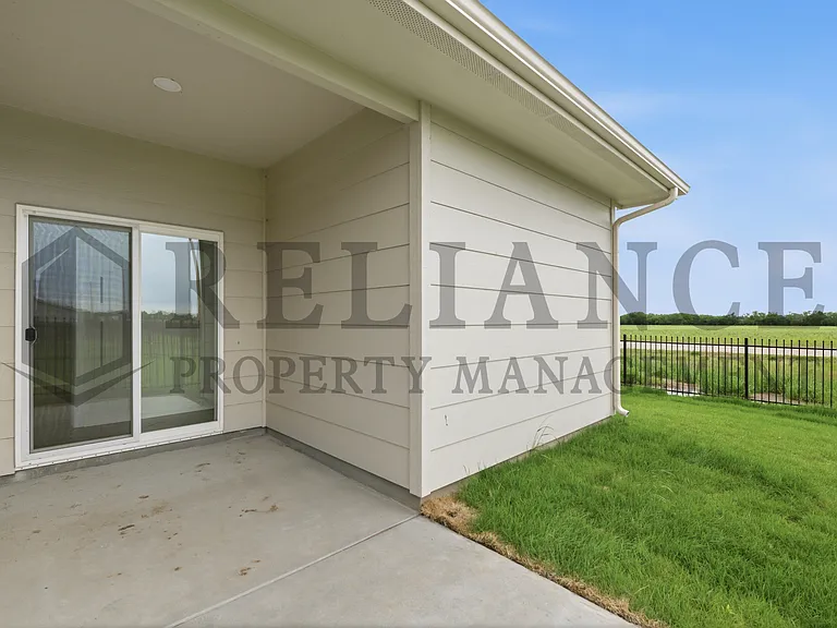 202 N Gowen St — Photo 6
