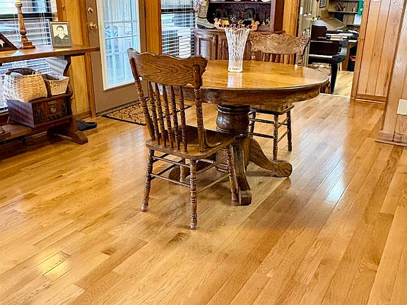 4th image of 44 Ridge Rd