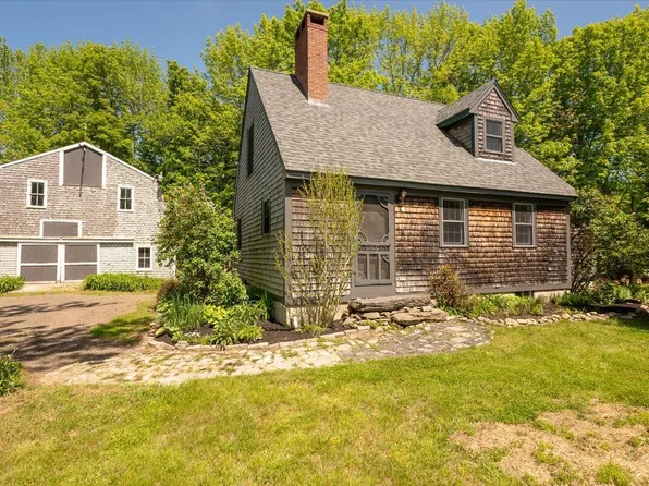 15 Feylers Corner Road, Waldoboro, ME 04572