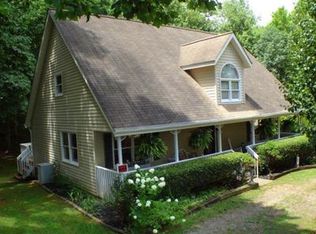 557 Golf Estates Rd, Franklin, NC 28734