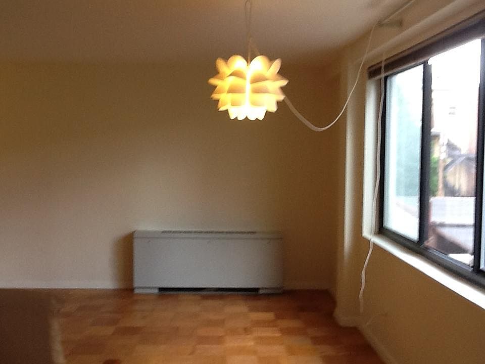 2nd image of 1602 18th St NW #310