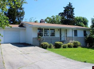 717 Spring St, Mountain Home, AR 72653