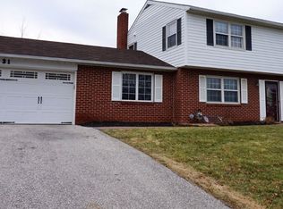 31 Virginia Ave, Shrewsbury, PA 17361