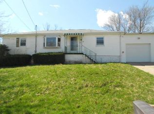 924 Edgehill Rd, Florence, KY 41042