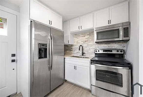 1 bed, 408 sqft, $1,075 — Photo 2