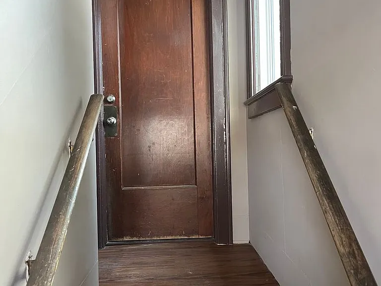 459 N Winton Rd — Photo 20