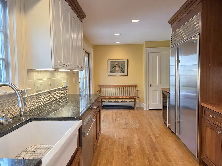 11 Alden Ave — Photo 12