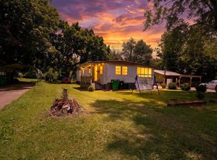 425 Monroe St, Thayer, MO 65791