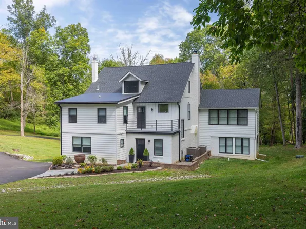 2701 Montchanin Rd, Wilmington, DE 19807