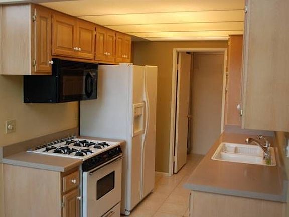 4th image of 361 Los Arbolitos Blvd