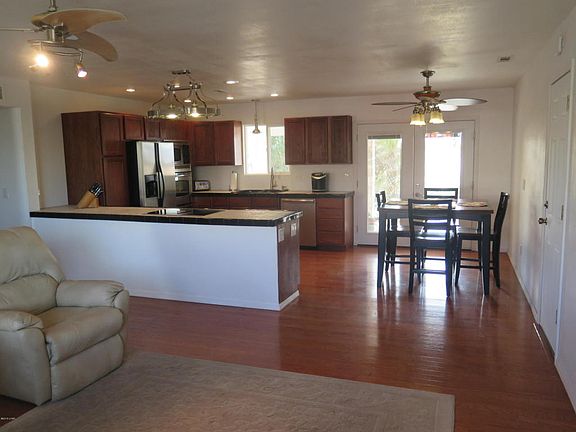 5th image of 2630 Penny Ln